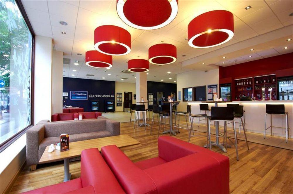 Travelodge London Woolwich Exterior foto